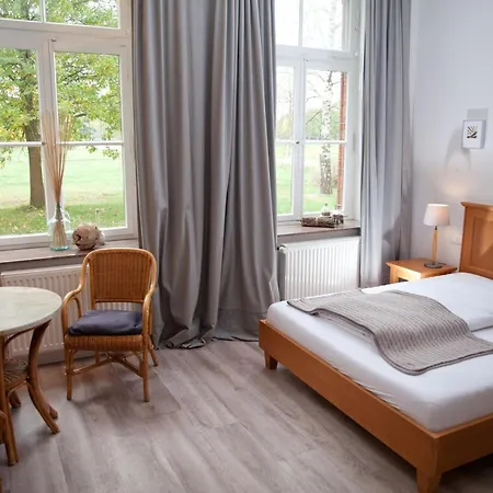Hotel Alte Schule *